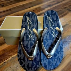 Michael Kors Flip Flops Size 9